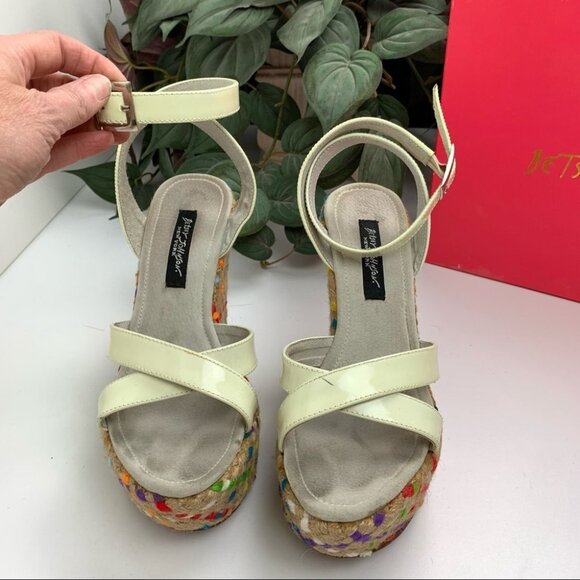 Betsey  Johnson Kendall Natural Wedge size 7 - Picture 2 of 10